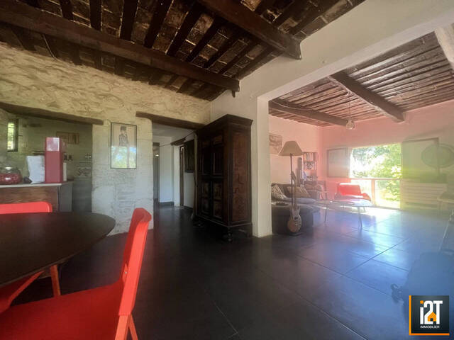 Vente Maison 8 pièces Uzès 30700 269 m²