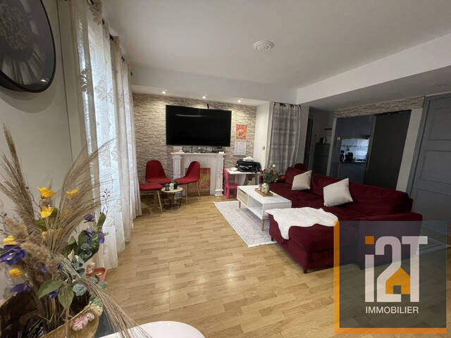 Sale Apartment 3 rooms Nîmes 30000 50 m²
