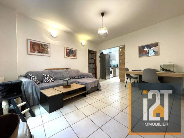 Sale Apartment 2 rooms Nîmes 30000 40 m²