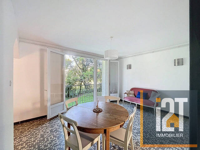 Sale Apartment 3 rooms Nîmes 30000 65.93 m²