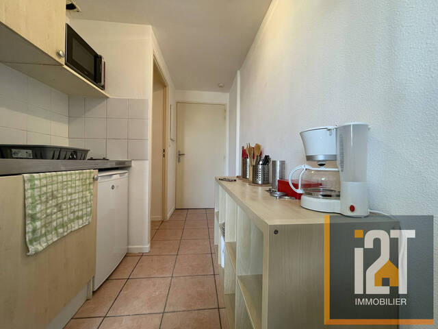 Sale Apartment 1 room Nîmes 30000 22.28 m²