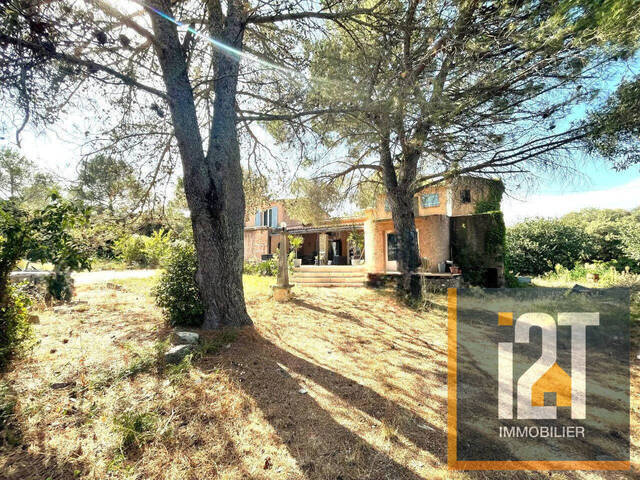 Vente Maison 7 pièces Nîmes 30000 170 m²