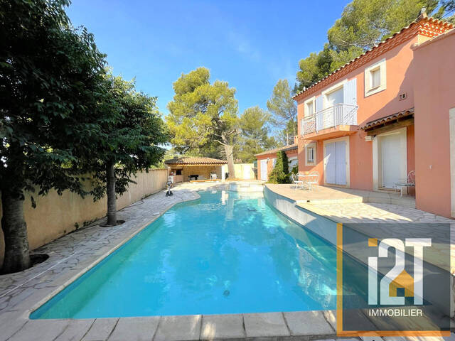 Vente Maison 7 pièces Nîmes 30000 172.79 m²
