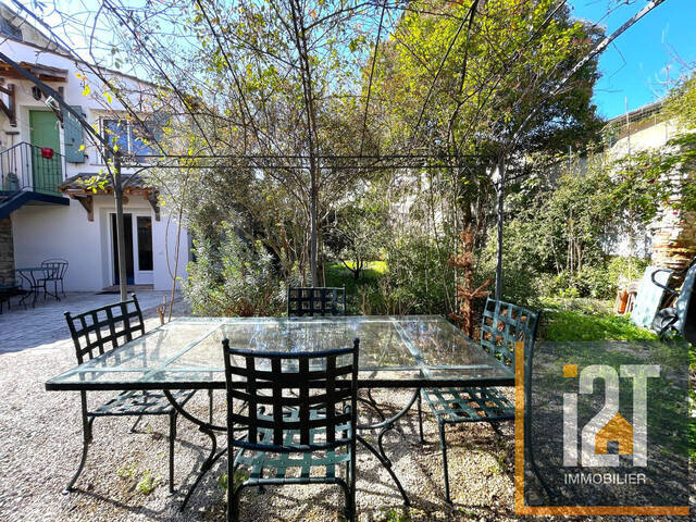 Vente Maison 5 pièces Nîmes 30000 144 m²