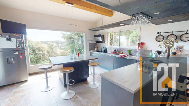 Vente Maison 5 pièces Poulx 30320 183.46 m²