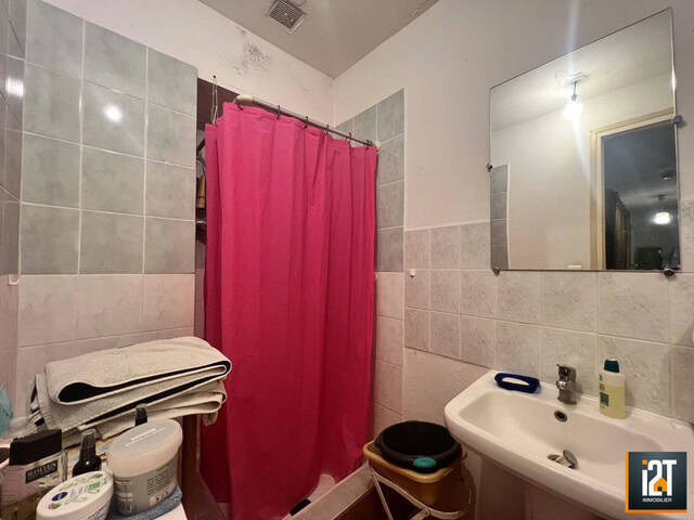 Sale Apartment 2 rooms Saint-Geniès-de-Malgoirès 30190 51 m²