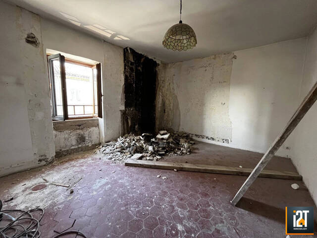 Sale Apartment 4 rooms Brignon 30190 103.78 m²