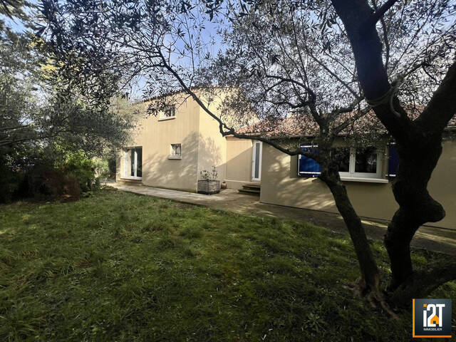 Vente Maison 5 pièces Uzès 30700 148 m²