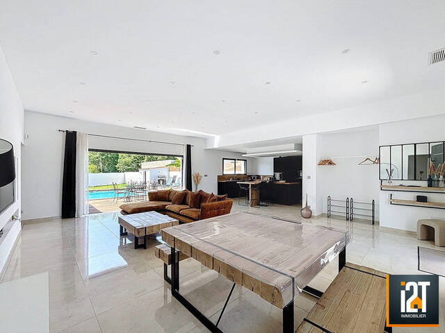 Vente Maison 4 pièces Saint-Geniès-de-Malgoirès 30190 145.7 m²