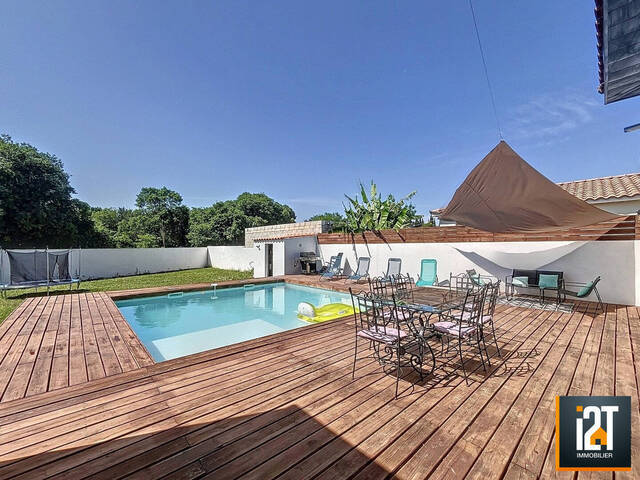 Vente Maison 4 pièces Saint-Geniès-de-Malgoirès 30190 145.7 m²