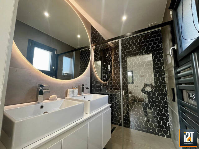 Vente Maison 4 pièces Saint-Geniès-de-Malgoirès 30190 145.7 m²