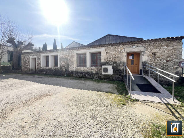 Vente Local Sainte-Anastasie 30190 100 m²