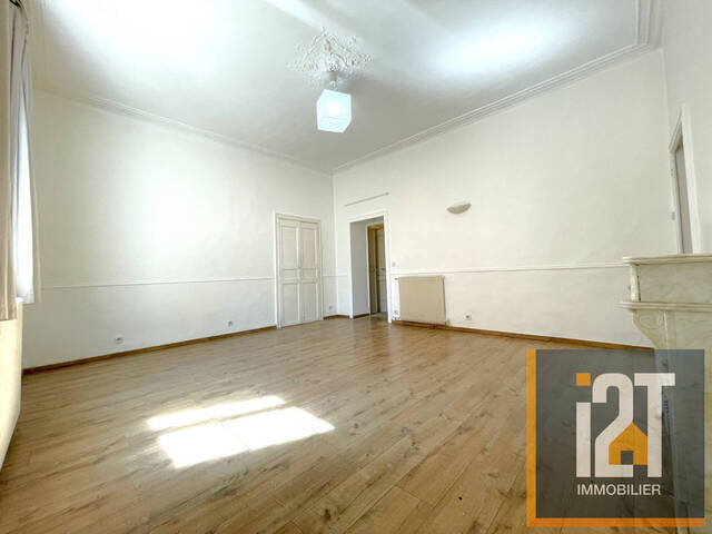 Sale Apartment 3 rooms Nîmes 30000 63.9 m²