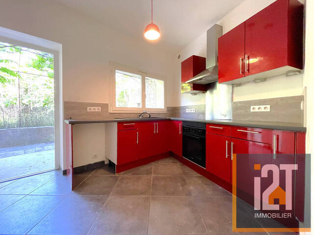 Sale Apartment 3 rooms Nîmes 30000 63.9 m²