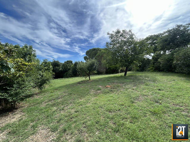 Vente Terrain La Rouvière 30190 753 m²
