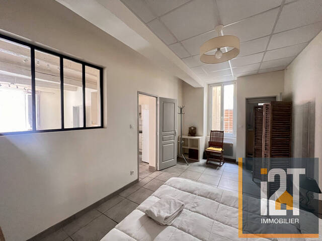 Vente Appartement 2 pièces Nîmes 30900 52 m²