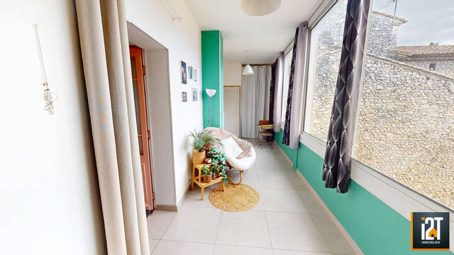 Vente Appartement 4 pièces Gajan 30730 99.39 m²