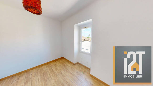 Rent Apartment 3 rooms Moulézan 30350 54.58 m²
