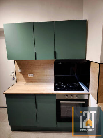 Rent Apartment 1 room Nîmes 30000 33 m²