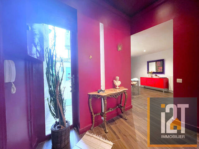 Vente Appartement 7 pièces Nîmes 30900 145 m²