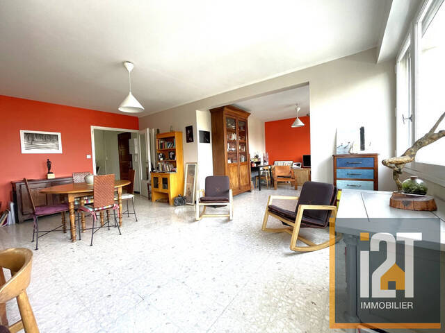 Vente Appartement 4 pièces Nîmes 30900 84 m²