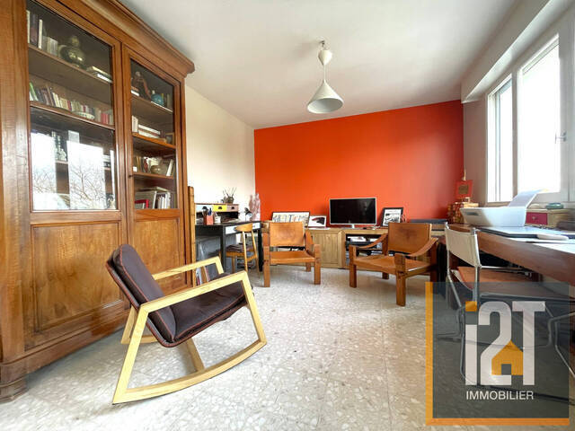 Vente Appartement 4 pièces Nîmes 30900 84 m²