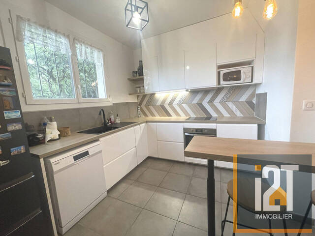 Vente Maison 7 pièces Nîmes 30900 174 m²