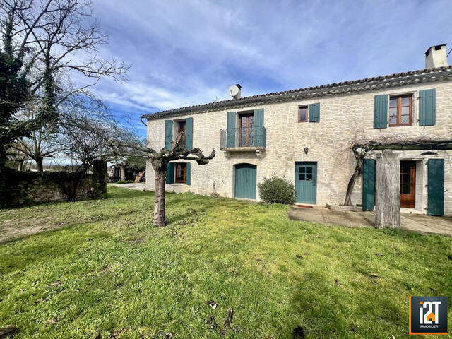 Sale House 6 rooms Sainte-Anastasie 30190 209 m²