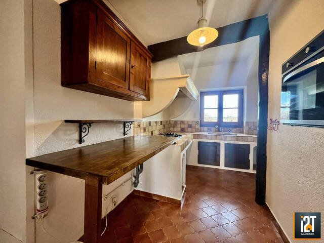 Sale House 6 rooms Sainte-Anastasie 30190 209 m²