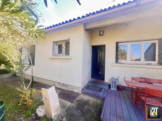 Sale House 4 rooms Uzès 30700 110 m²