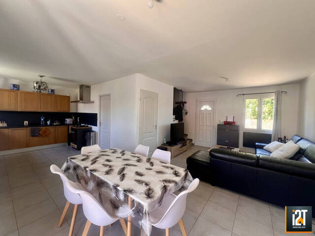 Sale House 4 rooms Saint-Mamert-du-Gard 30730 81 m²