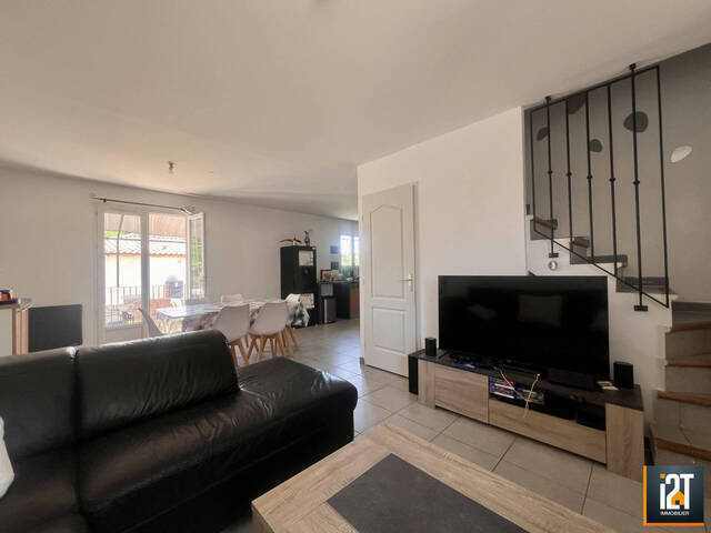 Sale House 4 rooms Saint-Mamert-du-Gard 30730 81 m²