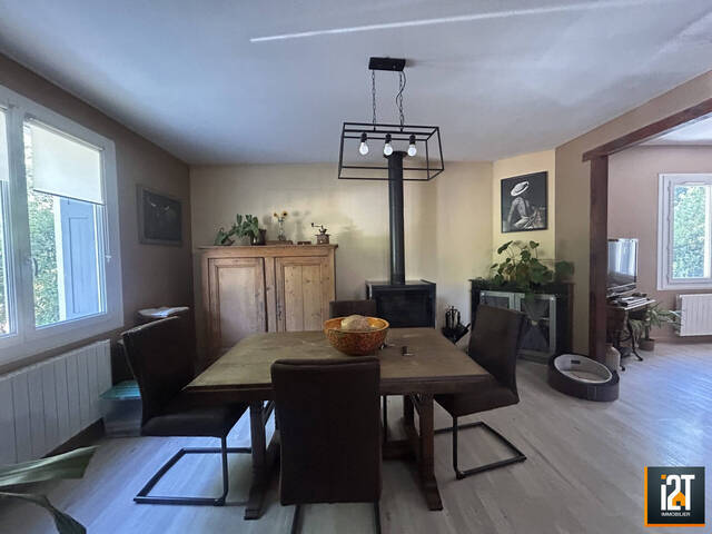 Vente Maison 4 pièces Vézénobres 30360 134.01 m²