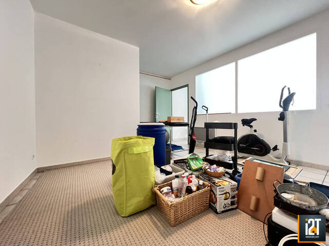 Vente Local Sainte-Anastasie 30190 100 m²