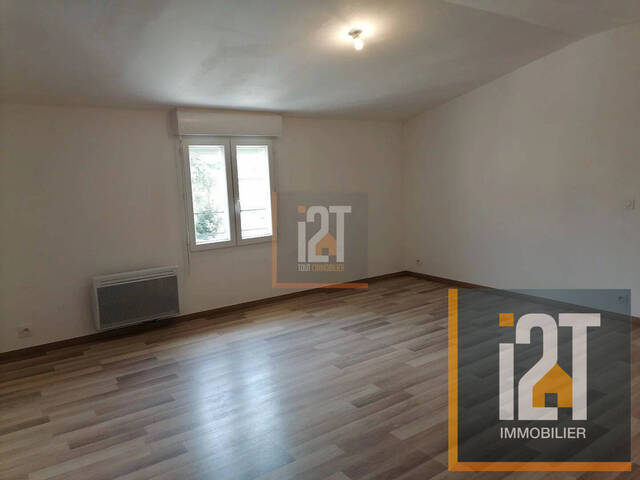 Location Appartement 3 pièces Théziers 30390 71.4 m²
