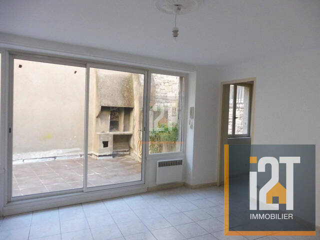 Location Appartement 3 pièces Nîmes 30000 73.3 m²
