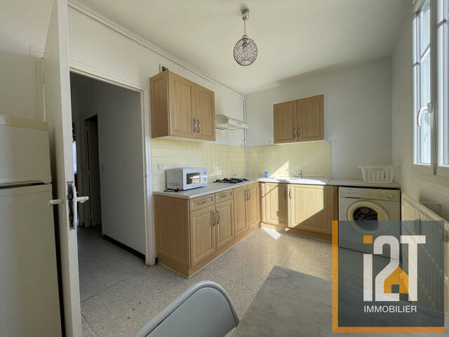 Sale Apartment 2 rooms Nîmes 30000 45 m²