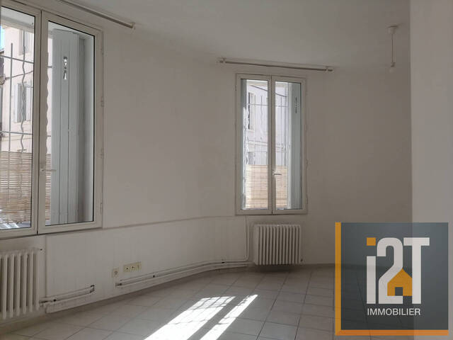 Location Appartement 2 pièces Nîmes 30000 53.1 m²
