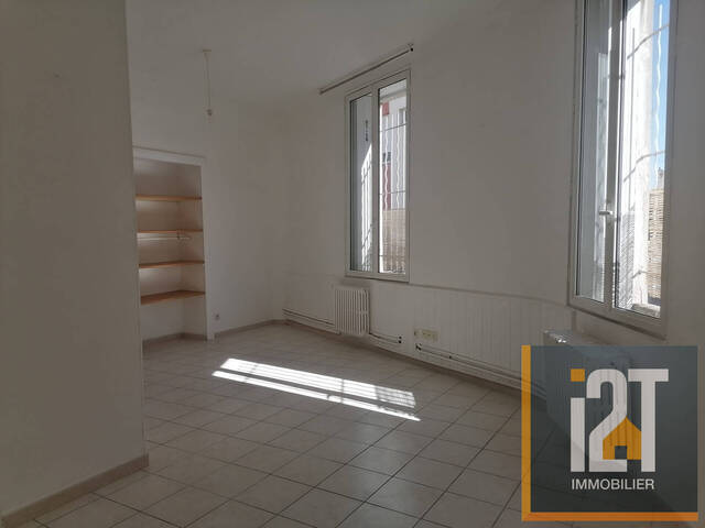 Location Appartement 2 pièces Nîmes 30000 53.1 m²