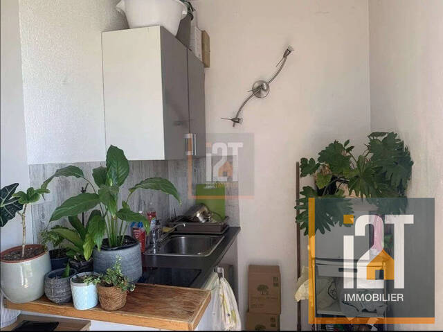 Location Appartement 1 pièce Nîmes 30000 18 m²