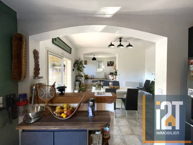 Vente Maison 6 pièces Nîmes 30000 200 m²