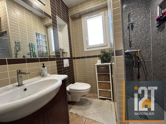 Vente Maison 6 pièces Nîmes 30000 142 m²