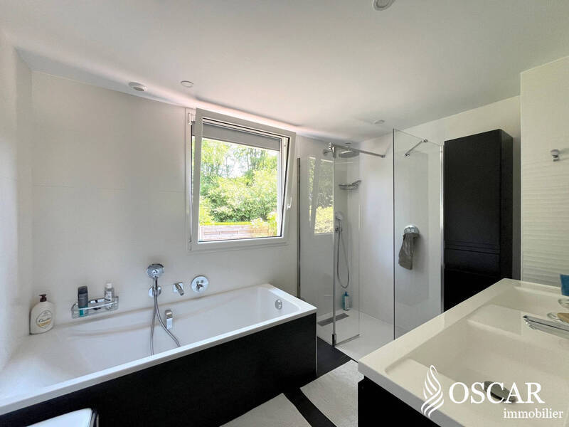 Vente maison 5 pièces 155 m² - La Chapelle-sur-Erdre 44240