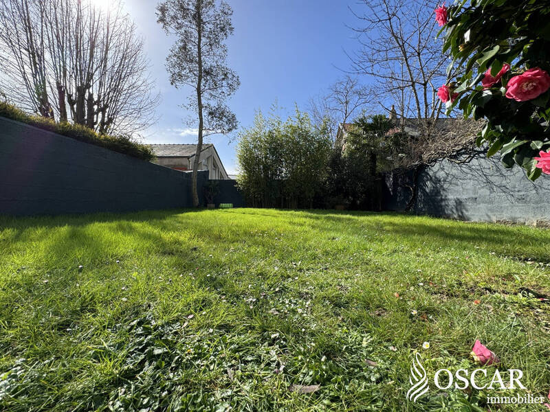Buy house 8 rooms 134 m² in Nantes 44100