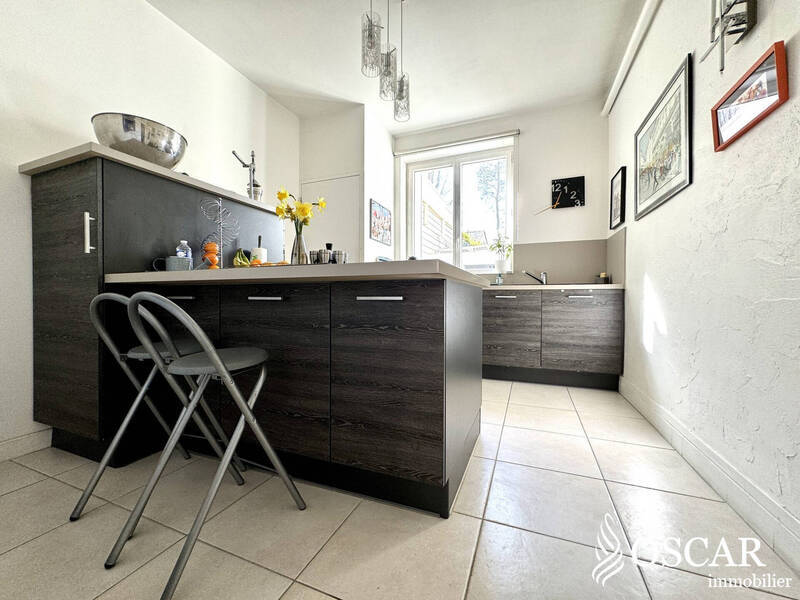 Buy house 8 rooms 134 m² in Nantes 44100