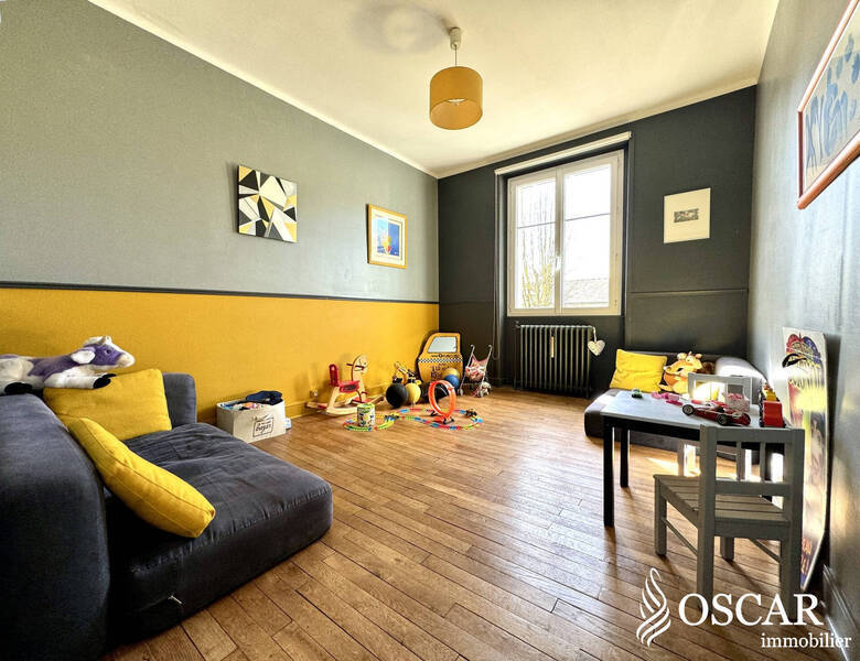 Buy house 8 rooms 134 m² in Nantes 44100