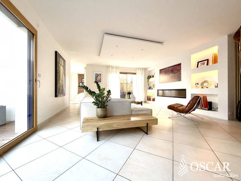 Buy house 5 rooms 140 m² in Carquefou 44470