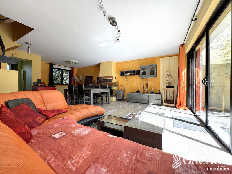 Sold property house 5 rooms 103 m² in Nantes 44300