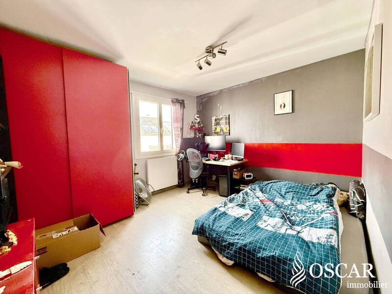 Sold property house 5 rooms 105 m² in La Chapelle-sur-Erdre 44240
