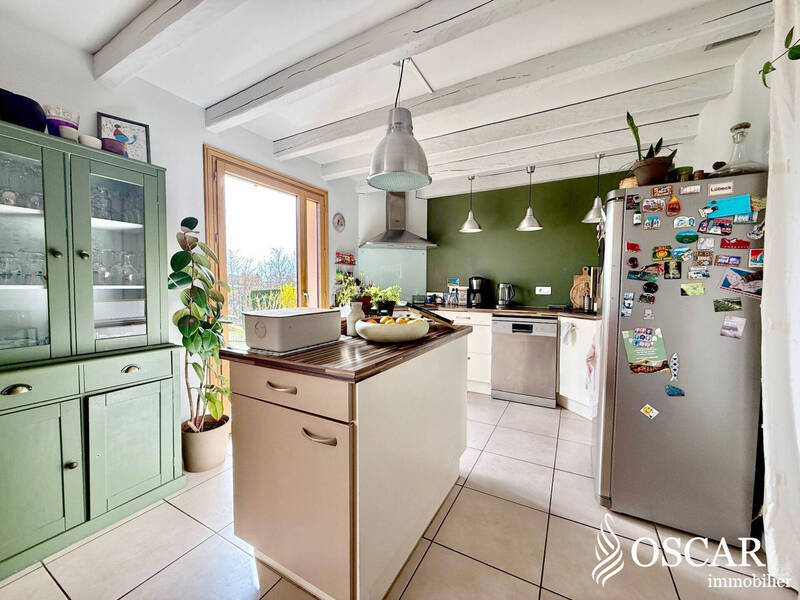 Sold property house 5 rooms 105 m² in La Chapelle-sur-Erdre 44240